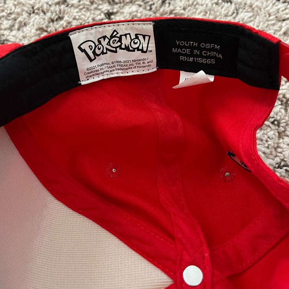 Pokémon Youth OSFM Adjustable Poké Ball Snapback Hat - Picture 3 of 7